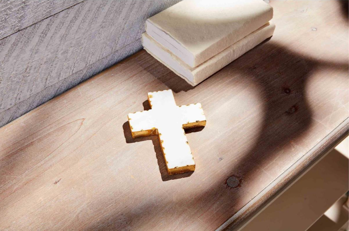 Gold Edge Cross