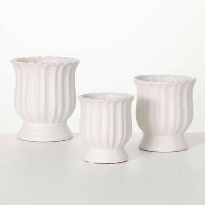 Matte White Scalloped Planter