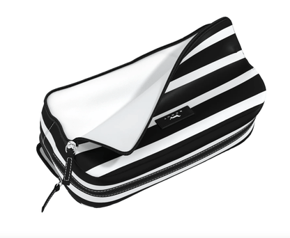 3 - Zip Toiletry Bag Medium - Veranda Cafe & Mercantile