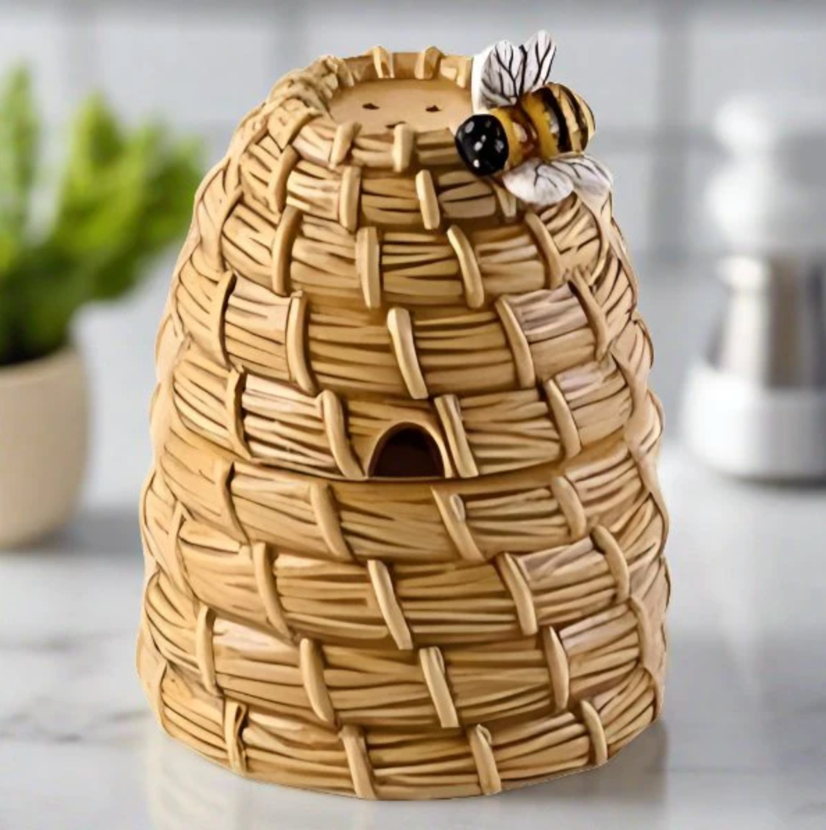 Beehive Salt & Pepper Gift Box