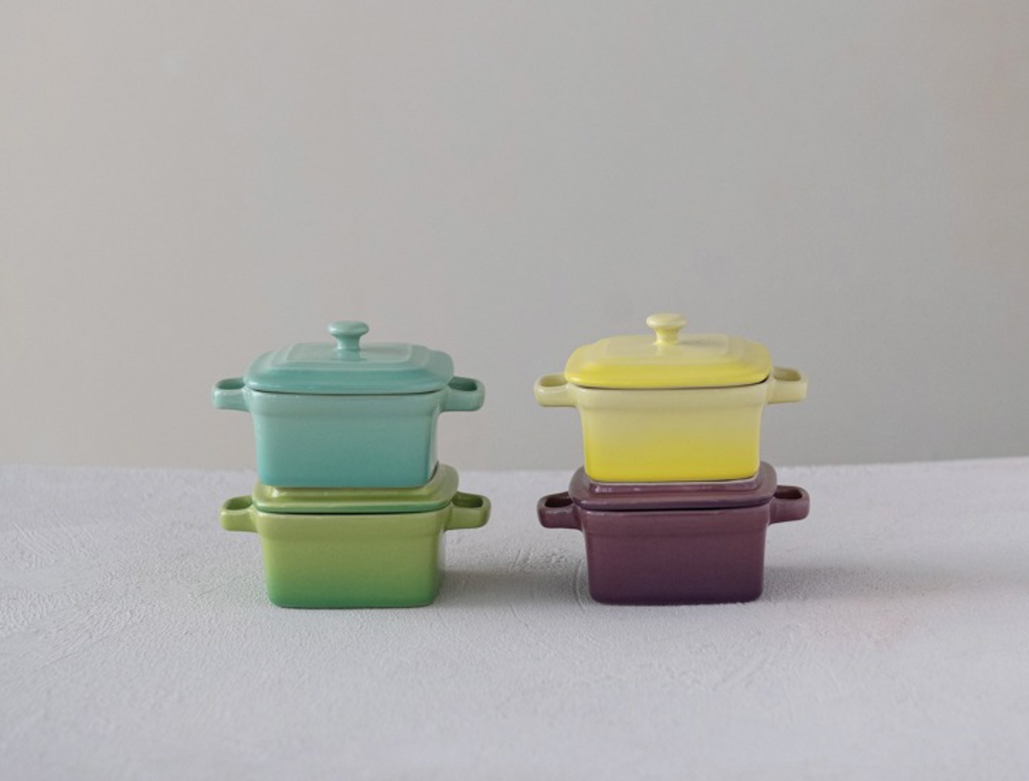 Stoneware Mini Baker with Lid