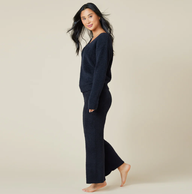 Solid Marshmallow V-Neck Lounge Set - Black