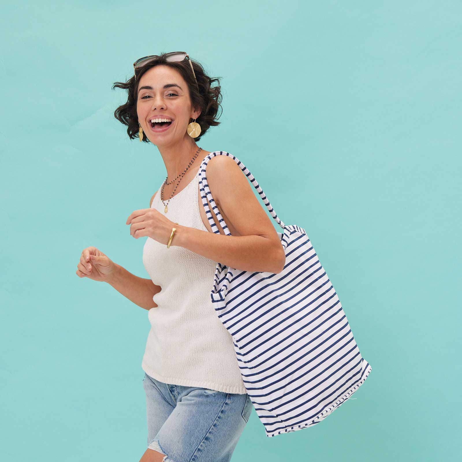 Bateau Stripe Navy Bucket Bag - Veranda Cafe & Mercantile