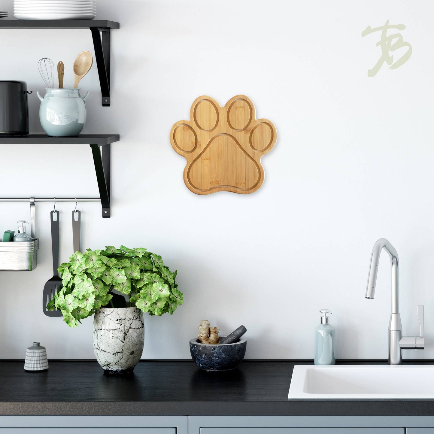 Paw Shaped Cutting Board & Charcuterie Serving Tray - Veranda Cafe & Mercantile